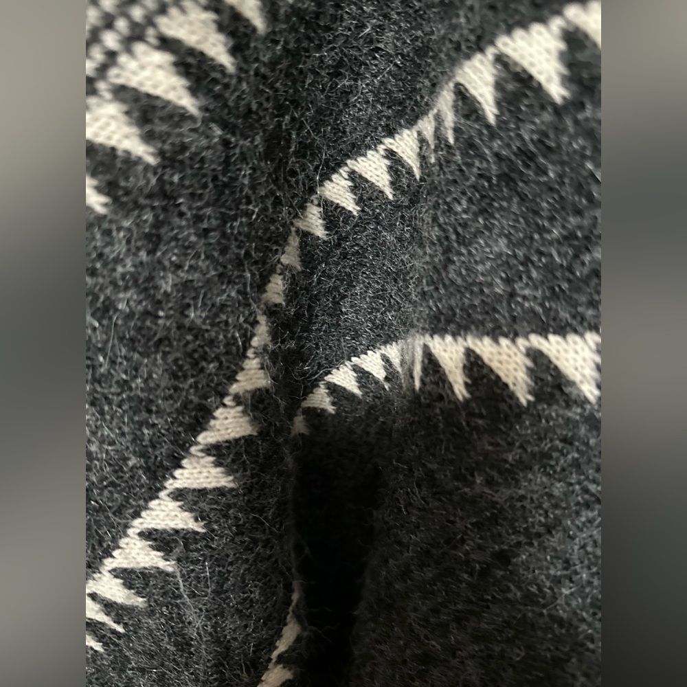 Dreamers Knit Aztec Nordic Southwestern Fringed Poncho Sweater - Picture 5 of 8